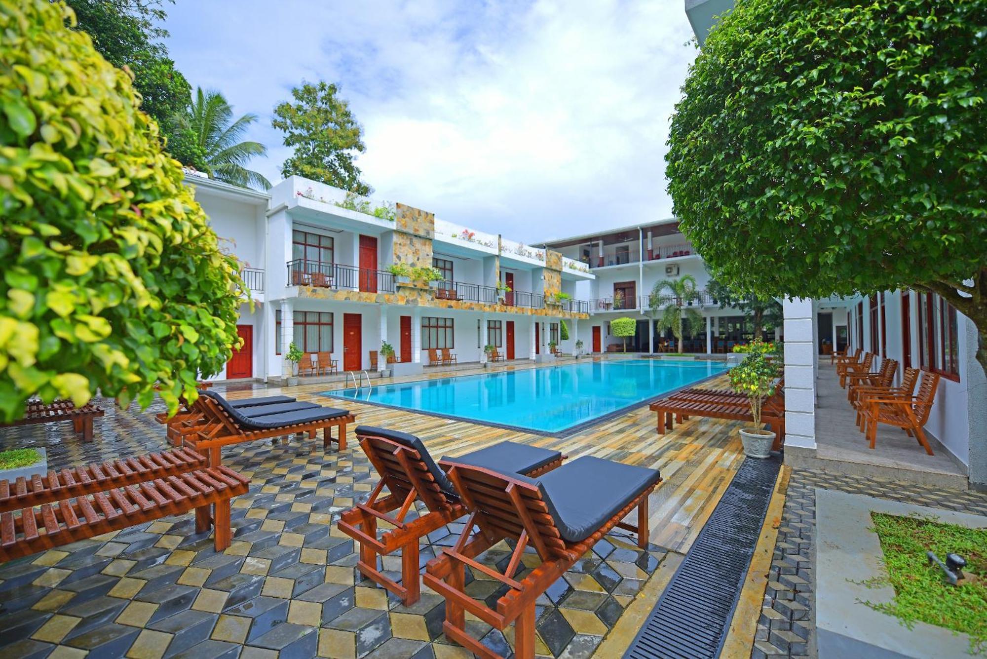 Royal Reach Udawalawe Ξενοδοχείο Εξωτερικό φωτογραφία